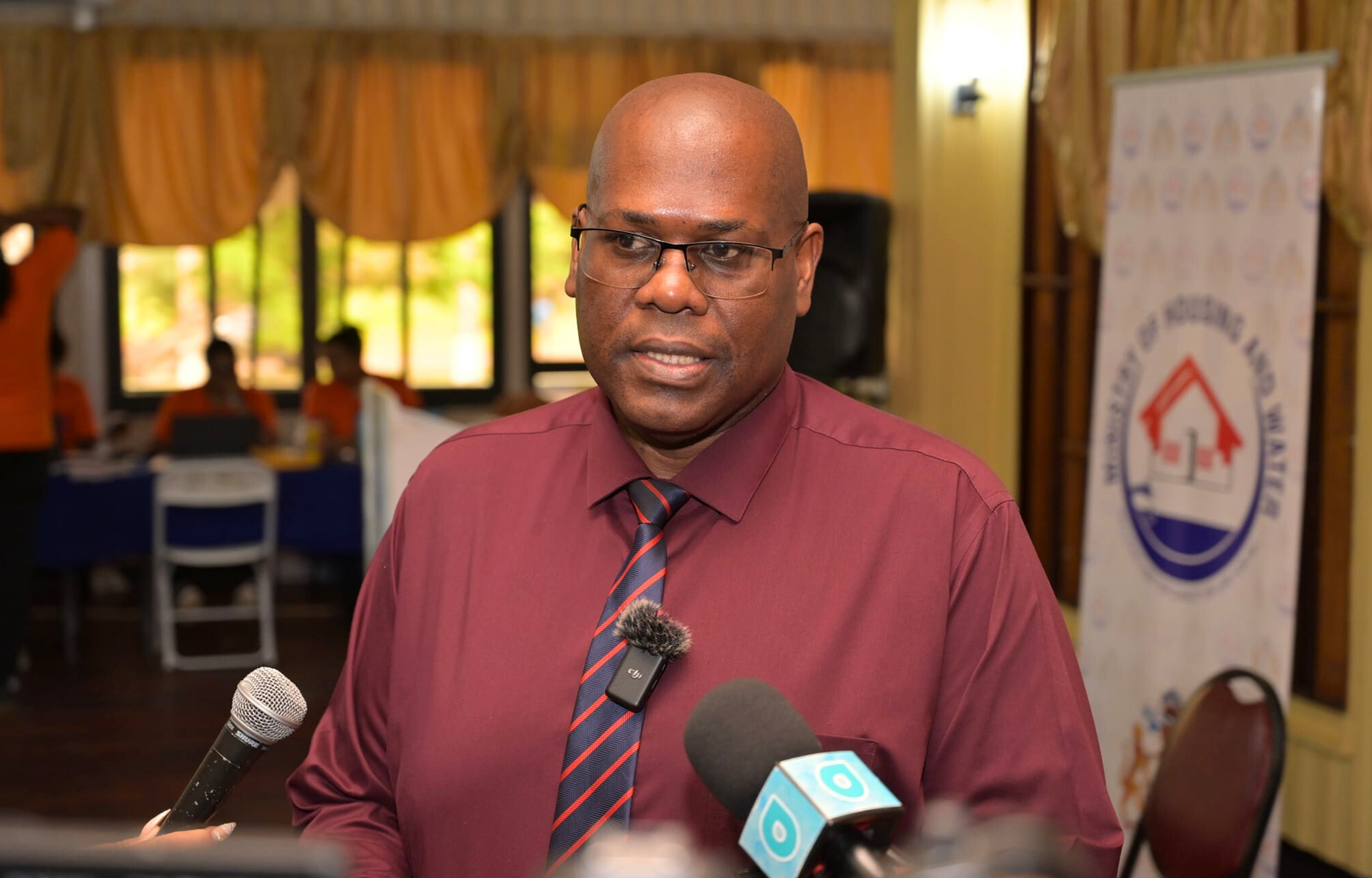 115 Allottees in Linden Sign Agreements of Sale for Land Ownership