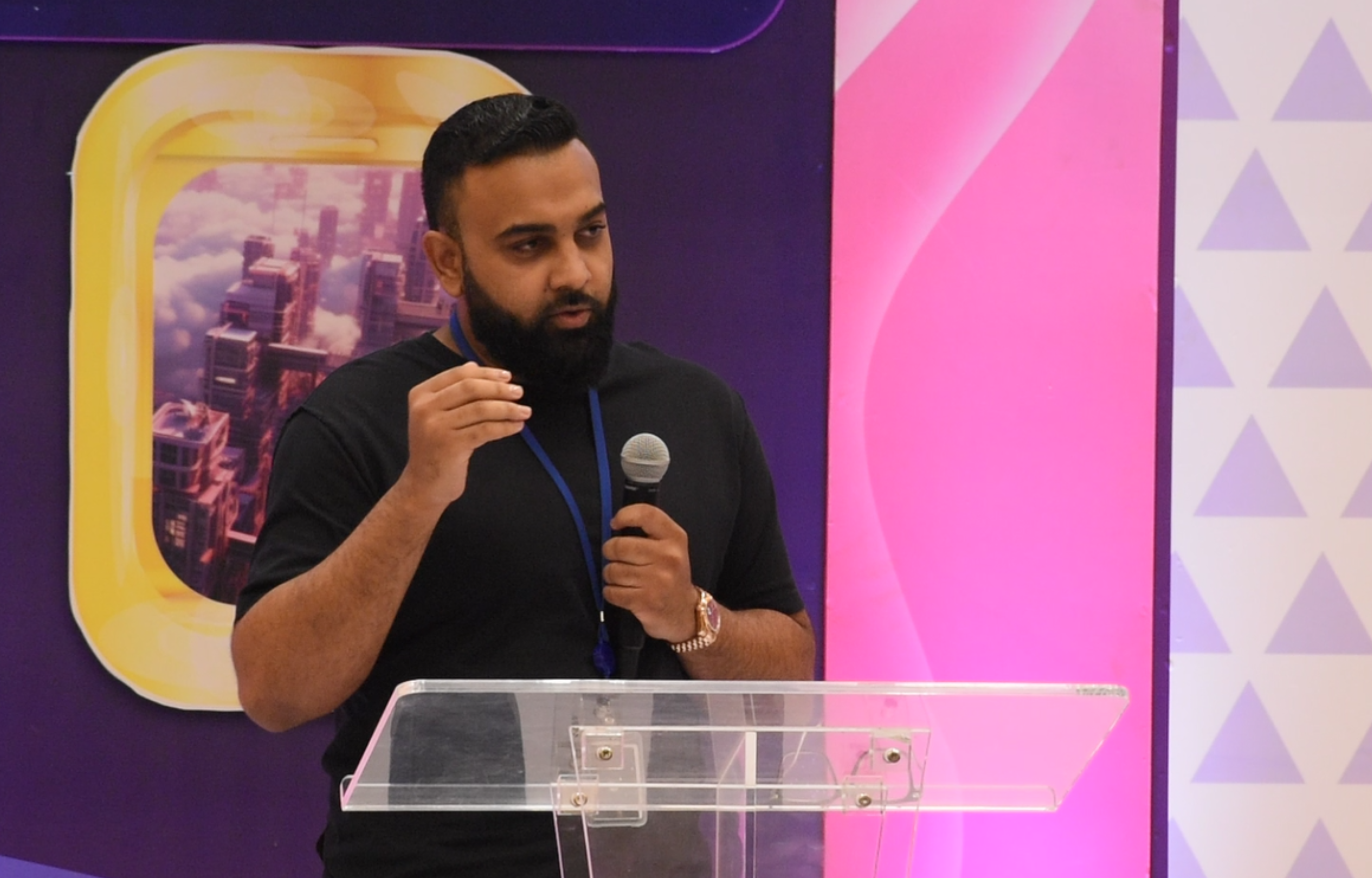 Econome Business Conference Empowers Young Entrepreneurs with Strategic Insights