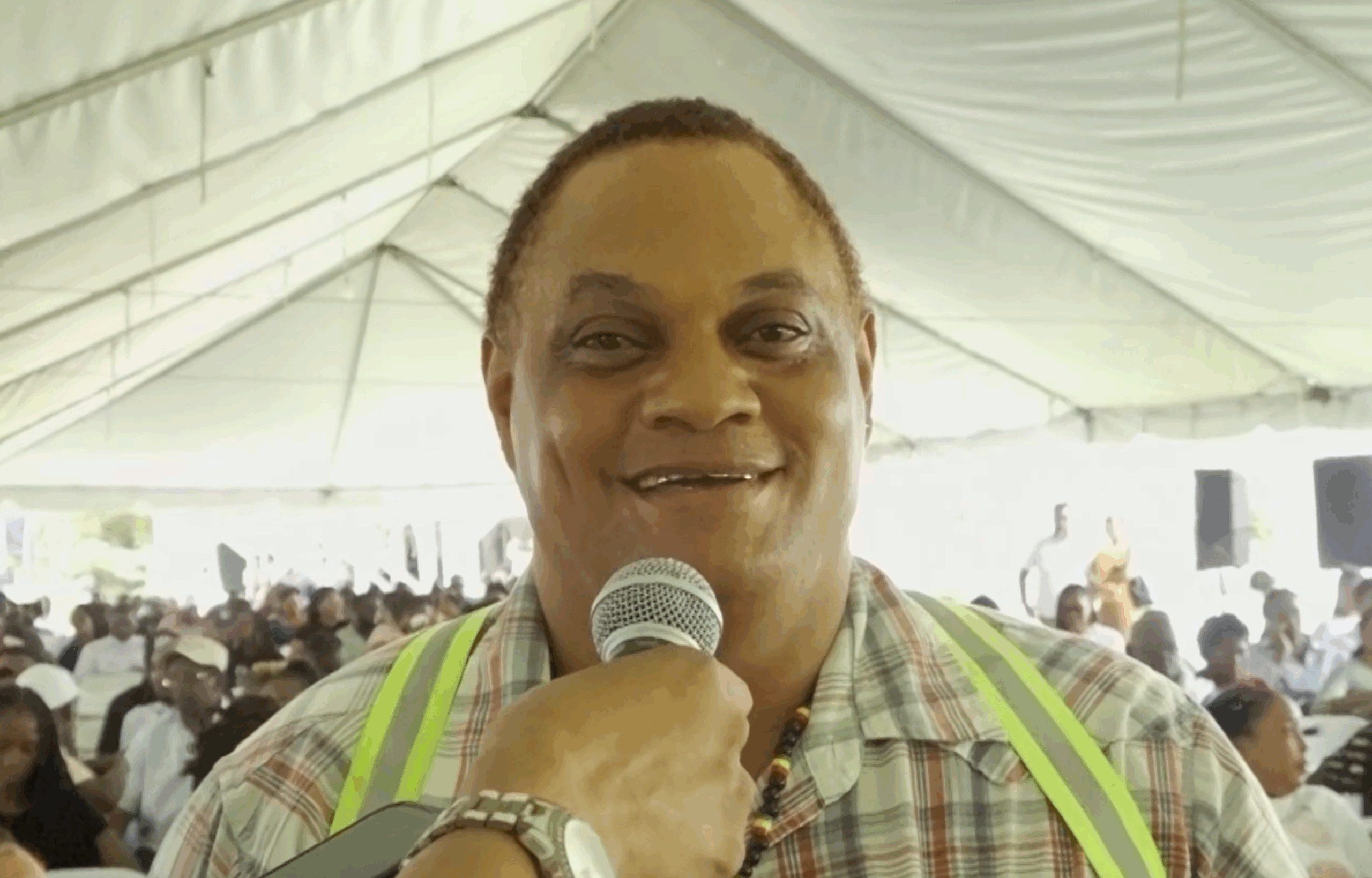 Over 300 Contractors Sign $7 Billion Road Construction Deal in Region Ten