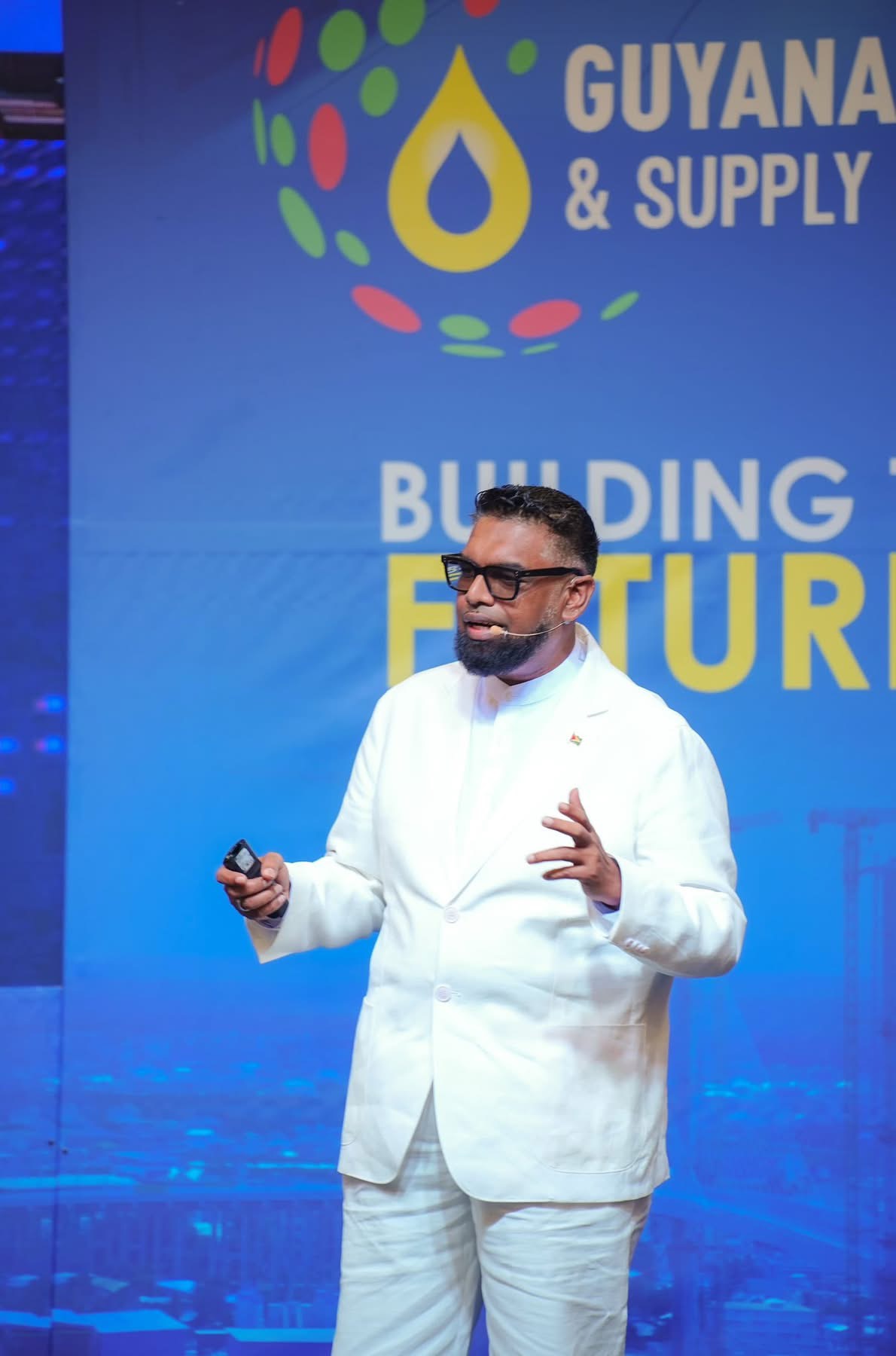 Pres. Ali renews push for Guyana–Suriname gas partnership