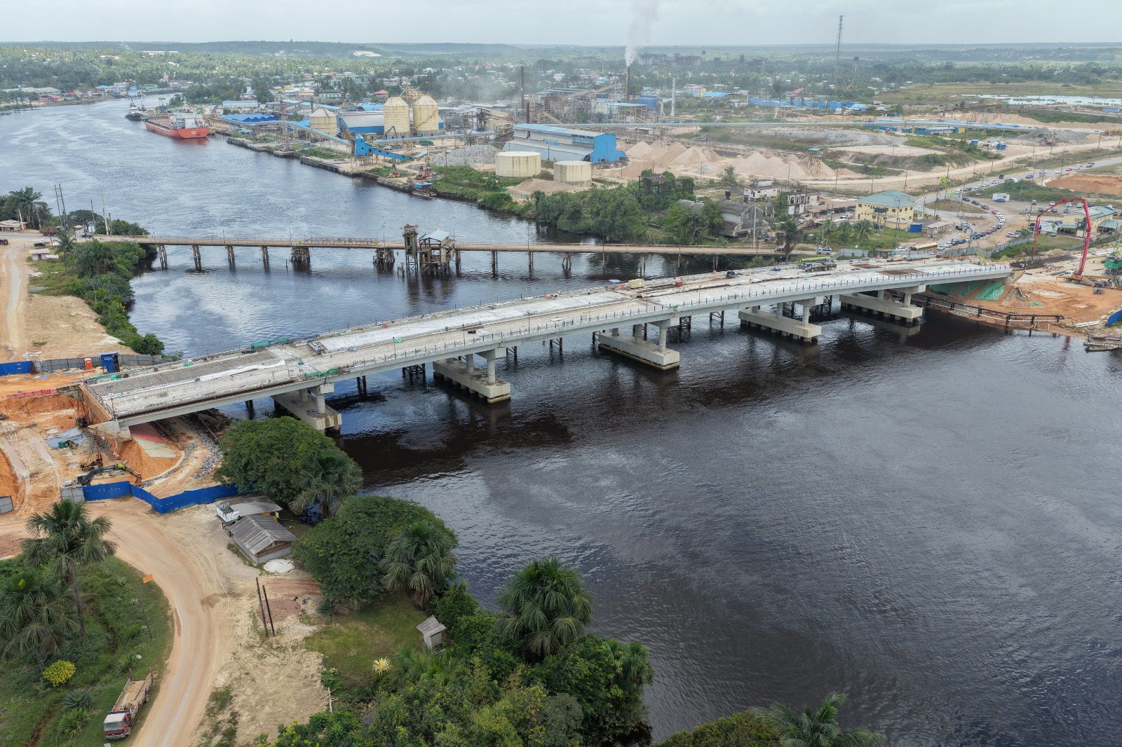 New Wismar-Mackenzie bridge 97 per cent complete