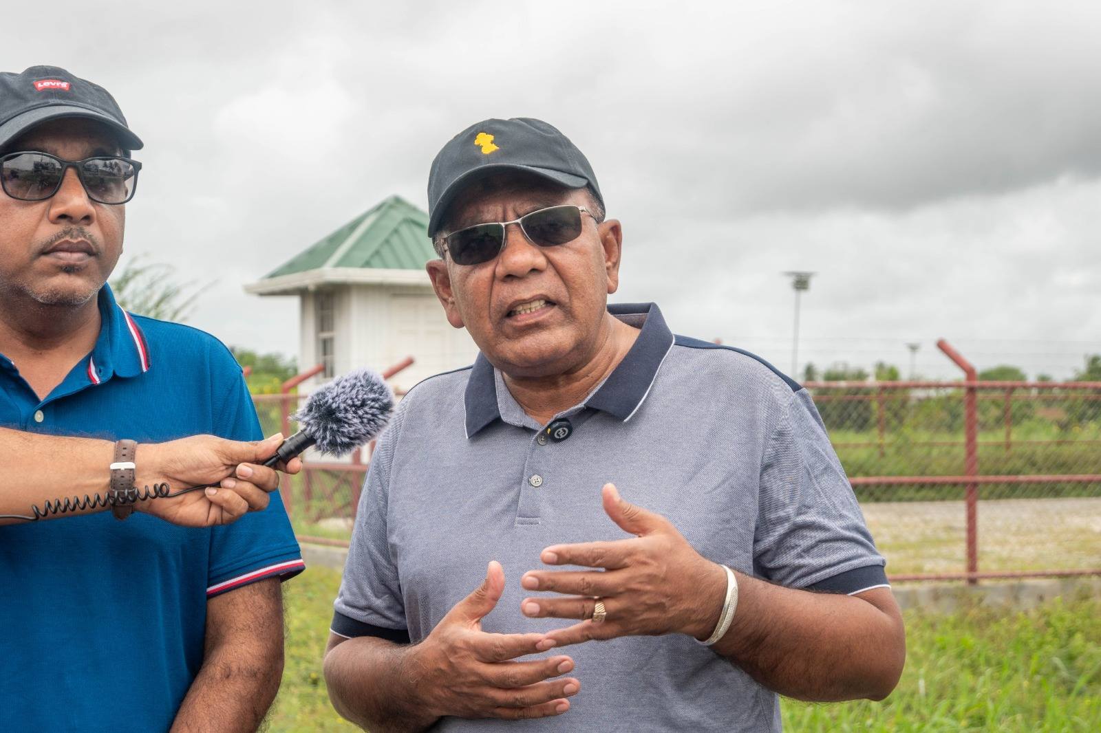 Agriculture Minister calls out city council