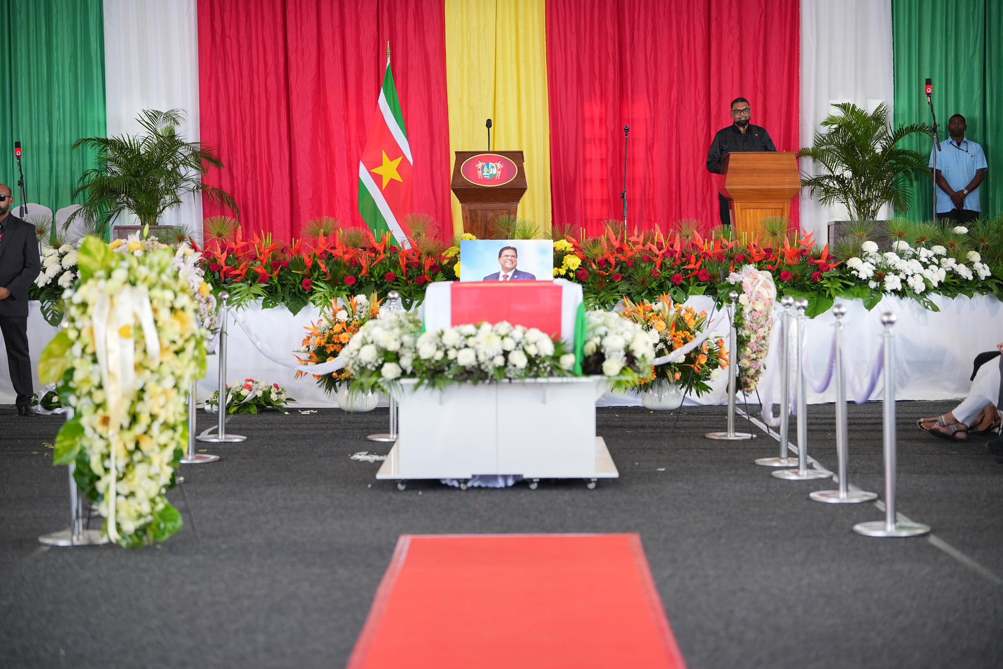 Pres. Ali pays tribute to the late Chandrikapersad Santokhi