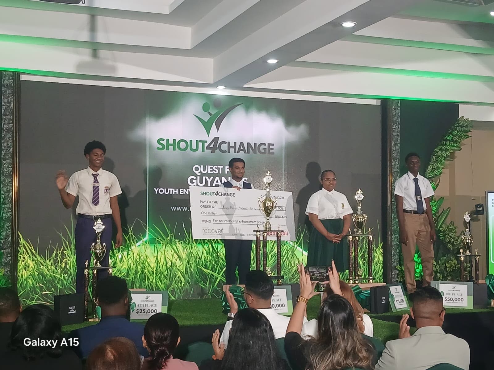 Shout 4 Change crowns new Youth Environmental Speaker