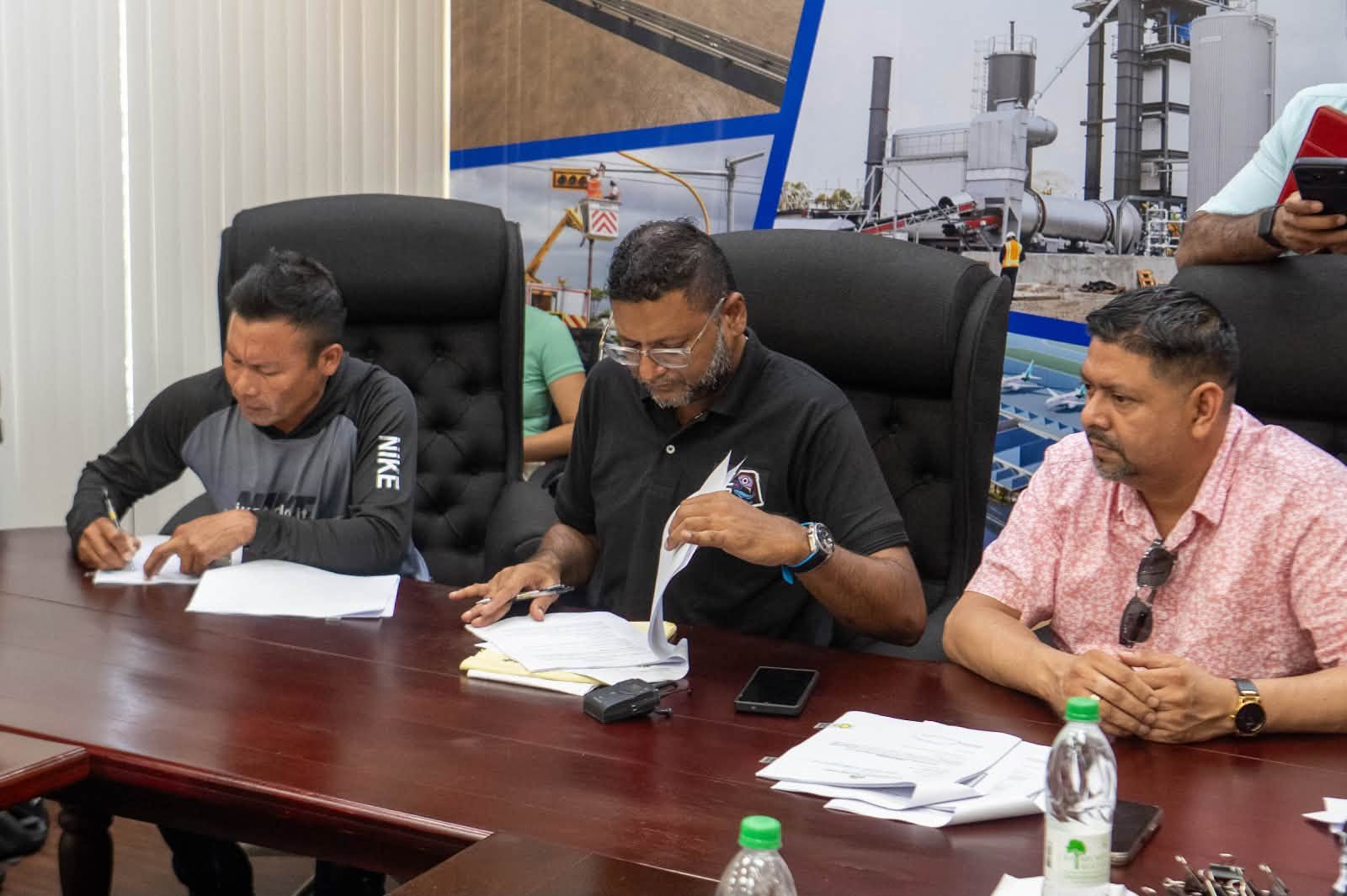 Gov’t awards $930 million in infrastructure contracts for Region Eight