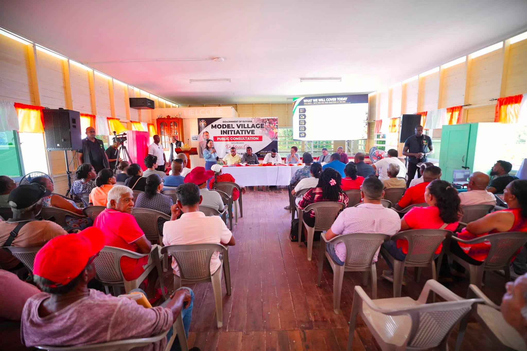 Pres. Ali unveils Model Village plan for Suddie, Reg. 2