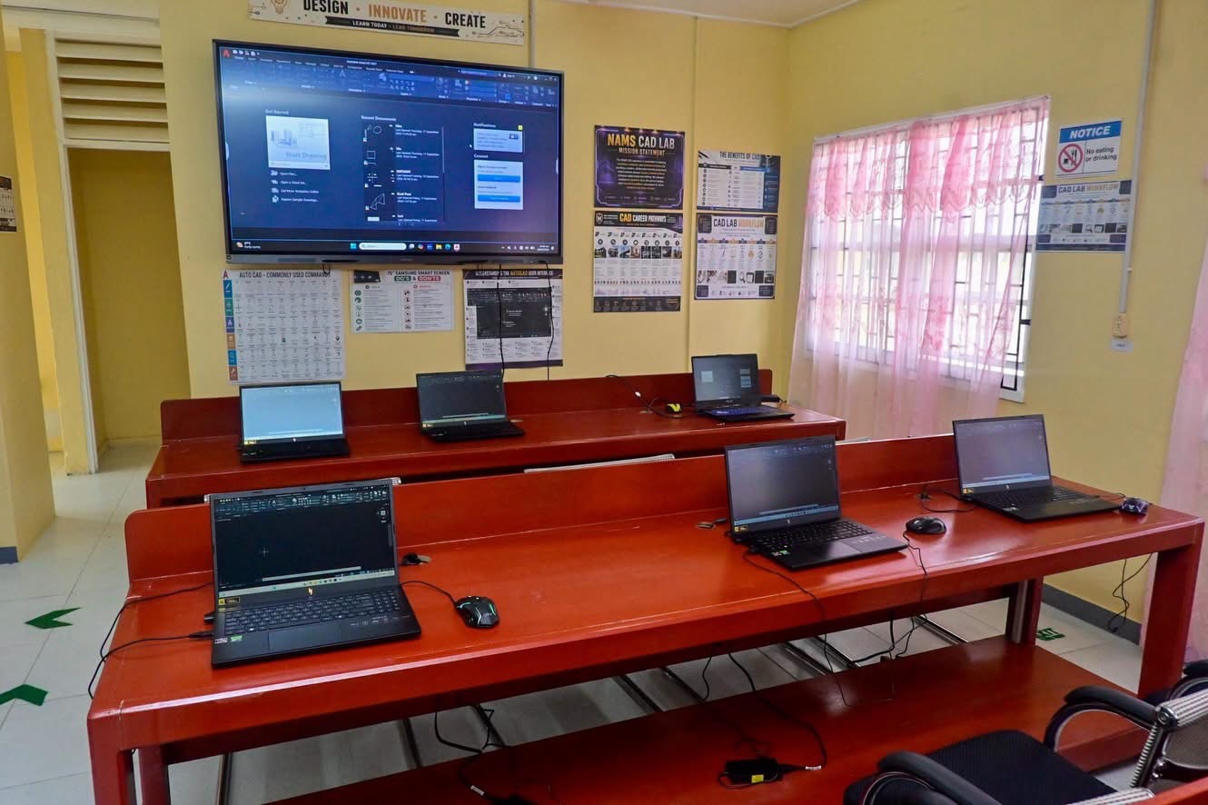 New Amsterdam Secondary gets new AutoCAD lab